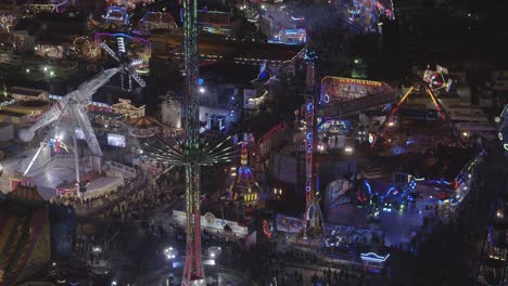 Aerial-view-of-a-fun-fair-at-night