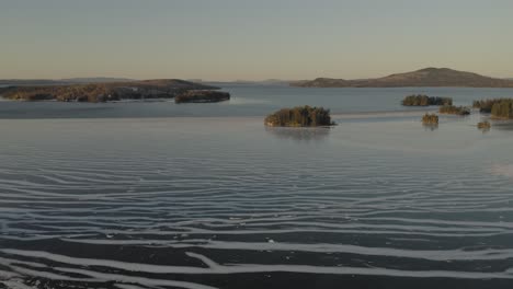 Blick-über-Den-Moosehead-Lake-Im-Winter