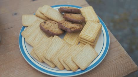 Plate-of-biscuits-having-a-tea-break-from-work