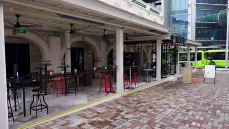 Outdoor-bar-at-Emerald-Hill-and-Orchard-Road