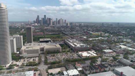 Este-Video-Trata-Sobre-El-Paisaje-Circundante-Cerca-Del-Centro-De-Houston