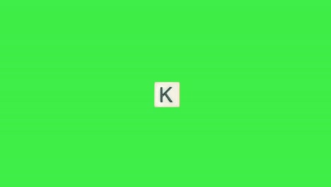 Buchstabe-K-Scrabble-Folie-Von-Links-Nach-Rechts-Auf-Grünem-Bildschirm,-Buchstabe-K-Grüner-Hintergrund