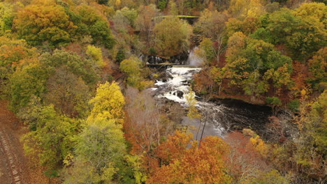 An-aerial-shot-of-the-colorful-fall-foliage-in-upstate-NY