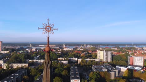 View-of-the-church-tower-when-drone-descends-to-the-bottom