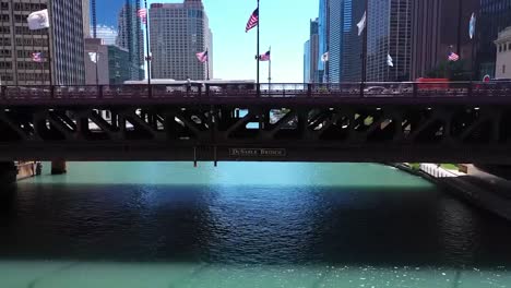 Drohnenaufnahme-Der-Dusable-Bridge-In-Chicago