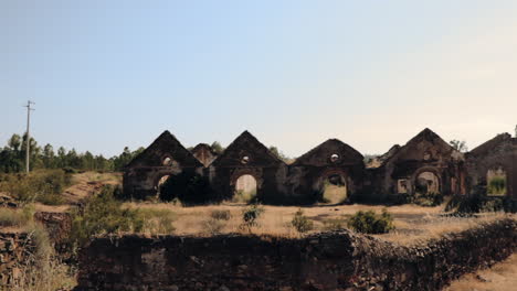 Verlassene-Häuser-Und-Ruinen-In-Sao-Domingo-Mine-In-Portugal