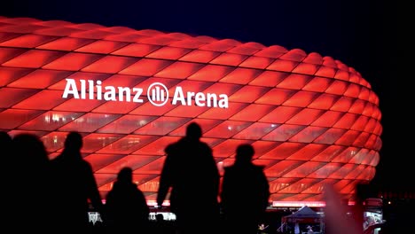 Estadio-Iluminado-Del-Club-De-Fútbol-Alemán-Fc-Bayern-München