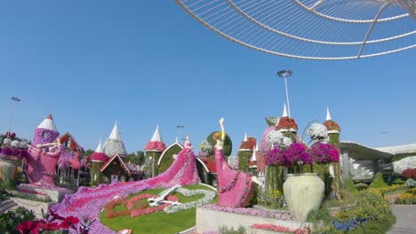 Fairy-tale-flowery-village,-romantic,-magical-scenery,-Dubai-Miracle-Garden