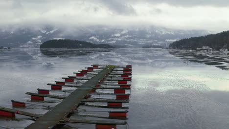 Amazing-Panoramic-View-Of-Steinsfjorden-Lake-In-Vik-Norway---aerial-shot
