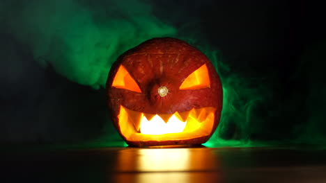 Halloween-spooky-pumpkin