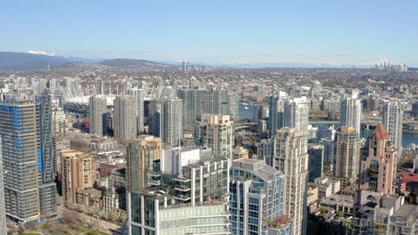 Malerische-Luftaufnahme-Der-Innenstadt-Von-Vancouver,-Britisch-Kolumbien,-Kanada