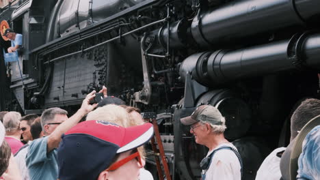 People-at-train-show-gathered-around-Union-Pacific-Big-Boy-steam-engine-4104