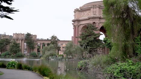 Scenic-view-of-a-lake-by-the-Palace-of-Fine-Arts-in-San-Francisco