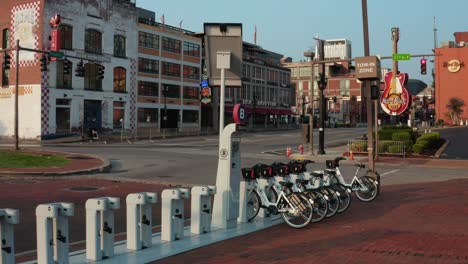 Bike-Share,-electric-bicycles-for-rent-in-downtown-Nashville,-TN