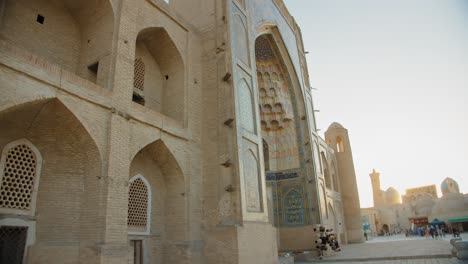 Bukhara-city,-Uzbekistan-Abdul-Aziz-Khan-Madrassa-front