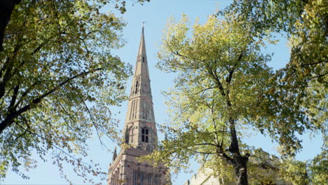 Exterior-shot-of-the-Holy-Trinity-Church-spire-in-Coventry-city,-England