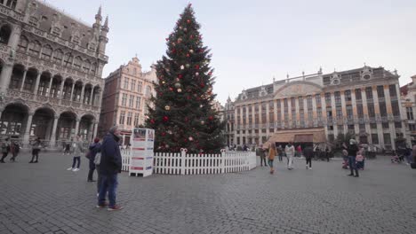 Christmas-period-in-Brussels,-Belgium
