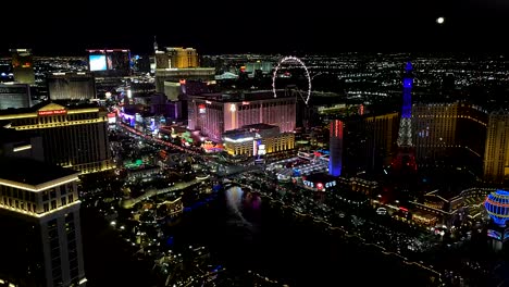Der-Las-Vegas-Blvd-Boomt-Mit-Tourismus-Und-Reisen