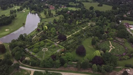 Drone-shot-of-Memorial-park-In-Stoke-Poges