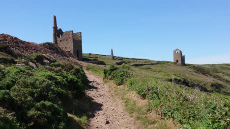 Poldark-famous-tin-and-copper-mine-location-known-as-wheal-leisure