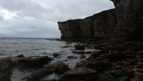 Ocean-coastline-with-cliffs