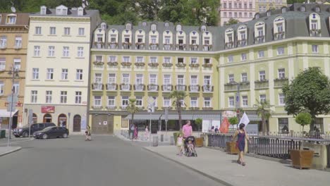 European-Tourist-People-Walking-on-City-Streets-of-Prague,-Dolly
