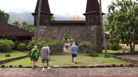The-entrance-of-the-Notre-Dame-Cathedral,-Taiohae,-Nuku-Hiva,-French-Polynesia