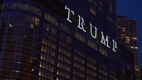 trump-hotel-and-resort-in-Chicago