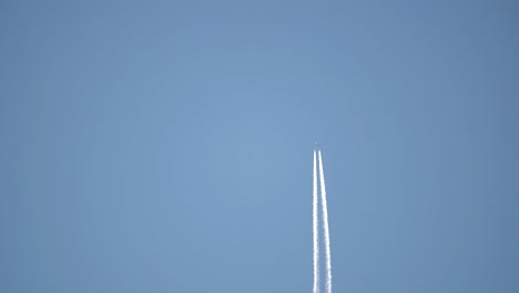 Contrails-of-a-commercial-aircraft-flying-in-clear-sky