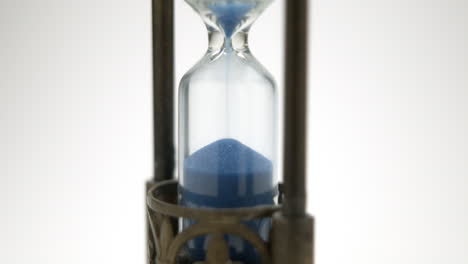 Old-hourglass-last-grain-of-sand-finishing-countdown