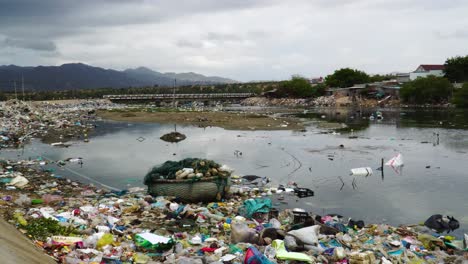 Contaminated-and-polluted-residential-area-of-Ninh-Thuan,-Vietnam