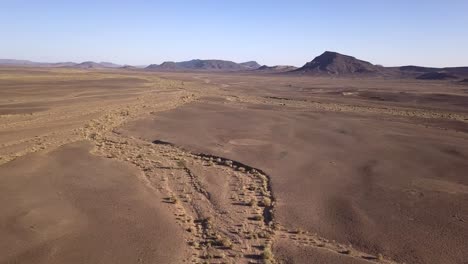 Antenne:-Trockene-Landschaft-In-Der-Sahara-Wüste