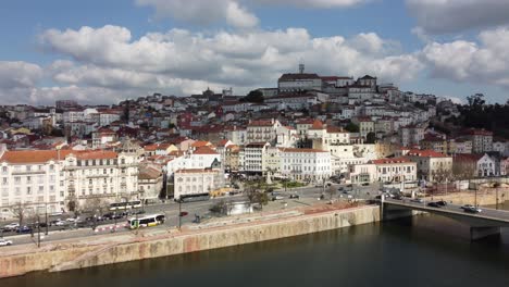 Blick-Auf-Die-Stadt-Coimbra-In-Portugal