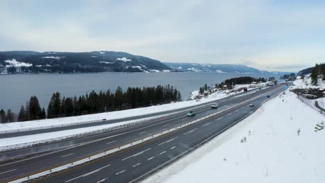 Norwegian-highway,-northbound-towards-Trondheim,-in-the-winter