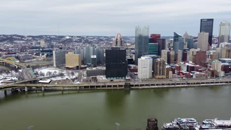 Aerial-Drone-View-of-Pittsburgh-Skyline-downtown
