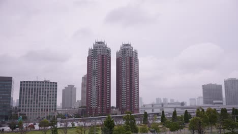 Odaiba-Island-and-Towers-in-Tokyo-on-Cloudy-day-in-Japan