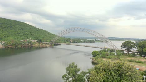 Adomi-Brücke-In-Ghana,-Afrika