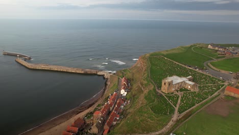 Flying-Over-Scenic-Seaside-Resort-On-Whitby-Harbour-In-North-Yorkshire,-England