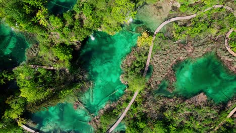 Plitvice-National-Park-from-Above-with-Waterfall-Reveal,-Turquoise-Blue-Water