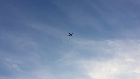 Plane-flying-over-Dresden