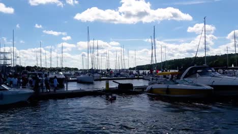 Boote-Und-Segelyachten-In-Polnischen-Seen