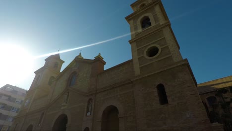 Alte-Kirche-Mitten-In-Torrevieja,-Spanien-Alicante
