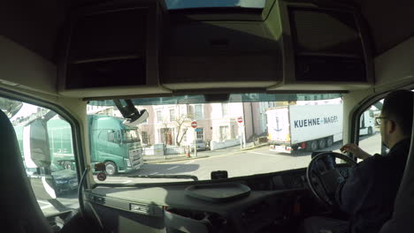 HGV--Driver-entering-the-Port-Of-Dover,-UK