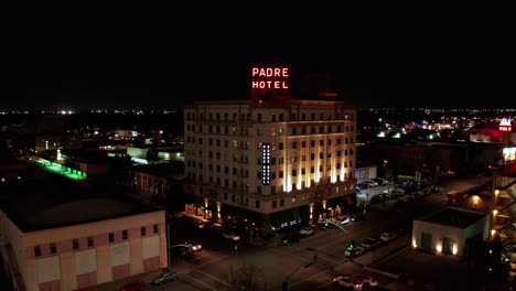 Aerial,-Padre-Hotel,-historical-landmark-in-downtown-Bakersfield,-California