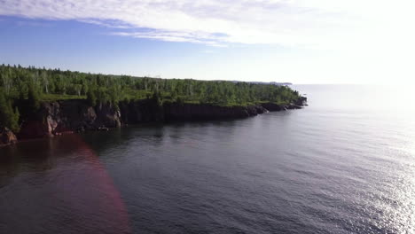 Aerial-Shot:-Rocky-Coast-Of-Lake-Superior