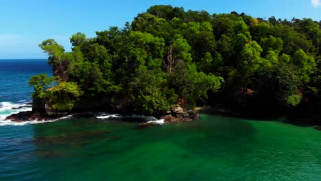 Hidden-beach-only-accessible-from-a-cliff-on-the-island-of-Trinidad-and-Tobago
