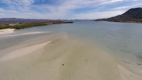 Aerial-drone-shot-of-the-beach-El-Requeson,-Concepcion-Bay,-Baja-California-Sur