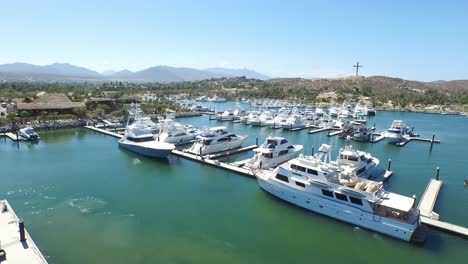 Aerial-shot-of-the-Marina-in-San-Jose-del-Cabo,-Baja-California-Sur