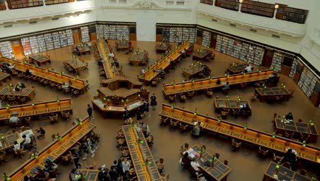 Biblioteca-Estatal-Victoria-Julio,-2019-Biblioteca-De-Melbourne