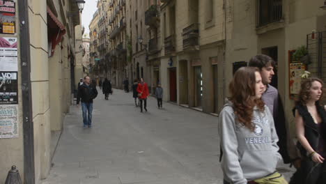 Barcelona-streets---parks-at-spring